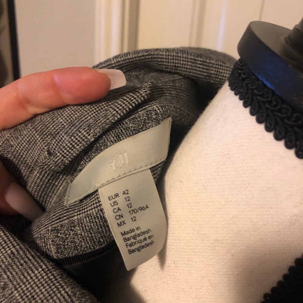 Gray Checkered Blazer - image 5